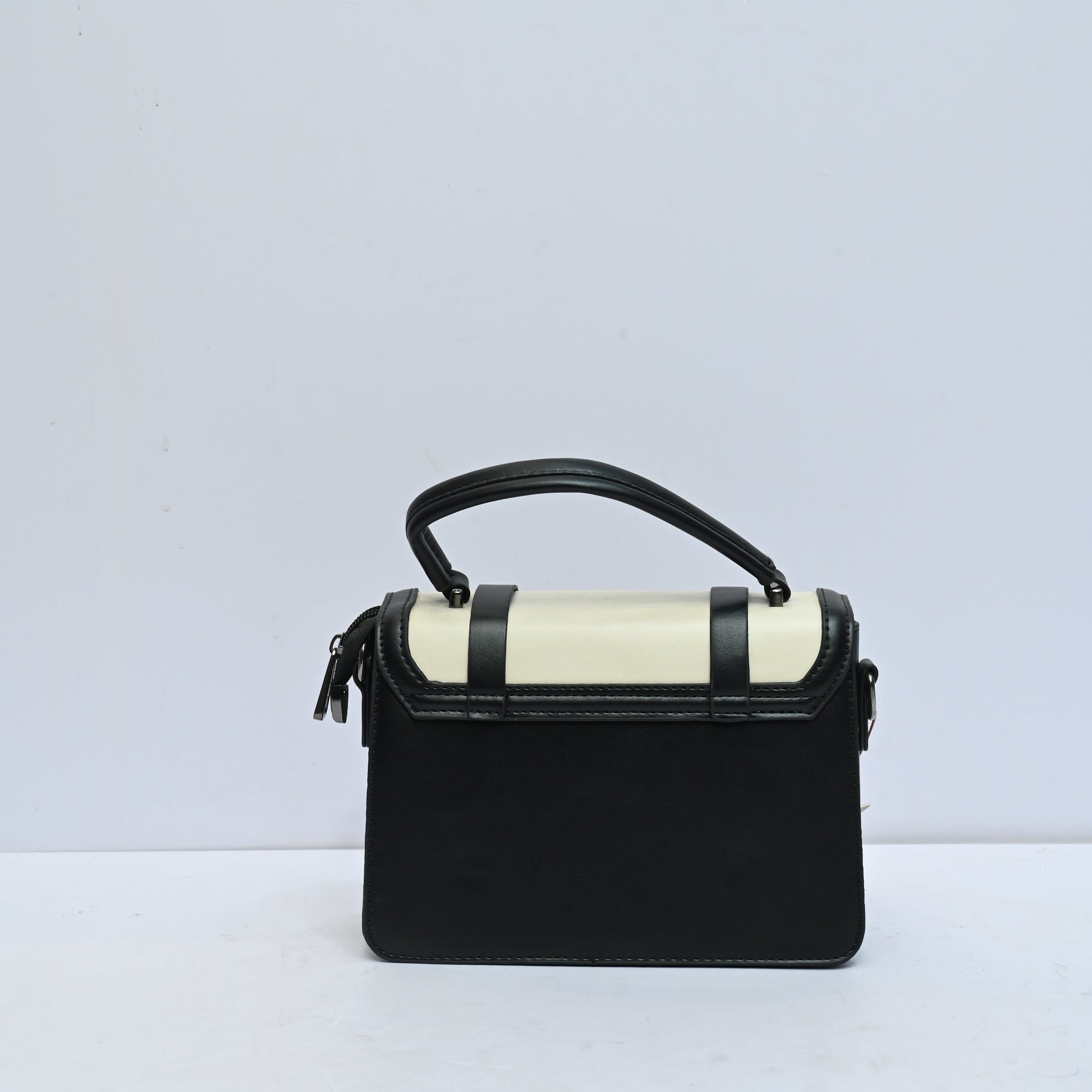 Elegant Structured Handbag with Statement Buckle for Women Featuring Premium Design and Spacious Interior